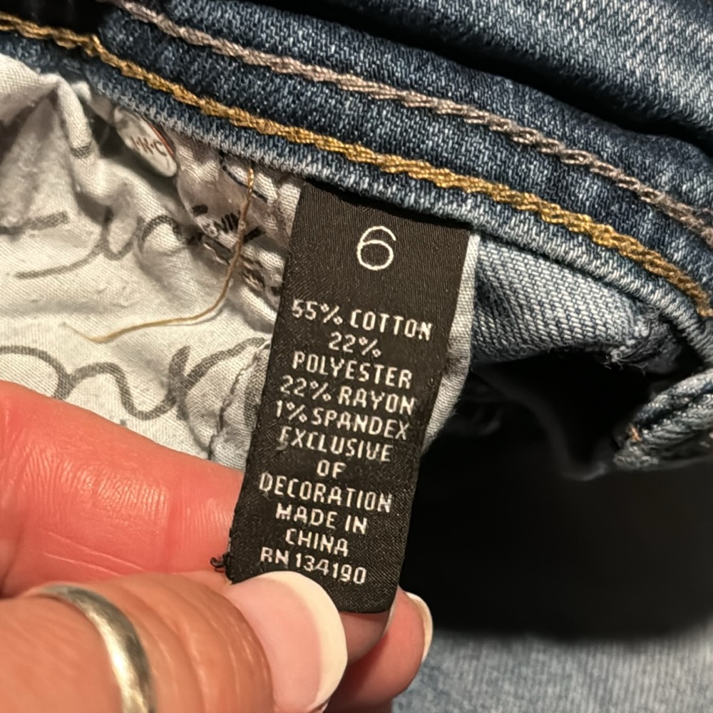 Inc Denim (International Concepts) light stitch straight leg jeans (6, 31”) EUC! - Picture 3 of 9